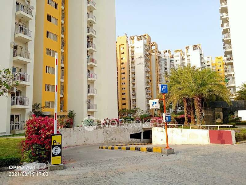 BPTP Park Grandeura Sector 82 Faridabad